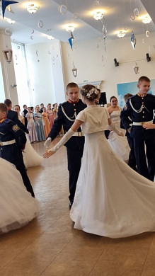 В Иванове состоялся большой кадетский бал